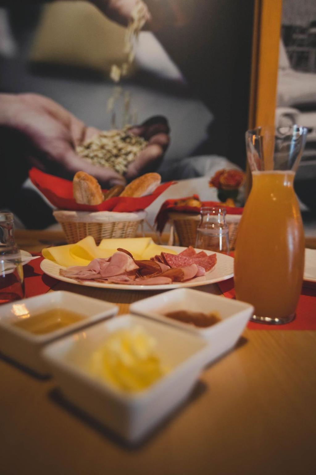 Hotel Cornelyshaff Heinerscheid Екстер'єр фото